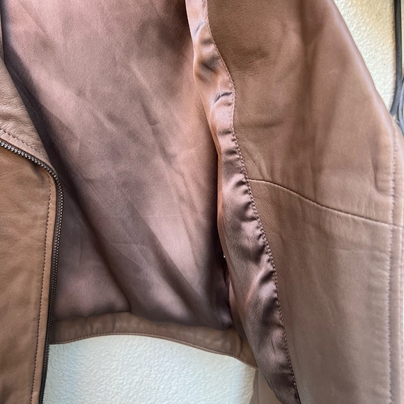 ABLE Maha Leather Jacket - Picture 8 of 17